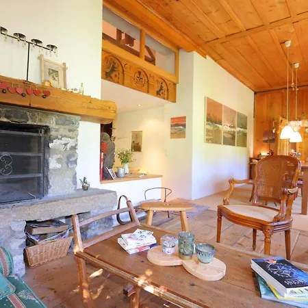 Bed & Breakfast La Reine Des Pres La Tine