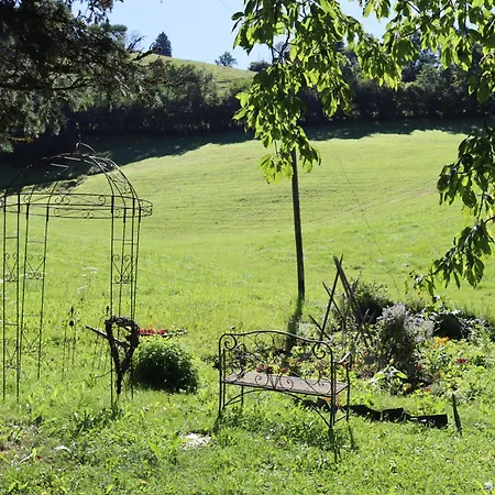 Bed & Breakfast La Reine Des Pres *