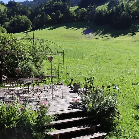 La Reine Des Pres La Tine