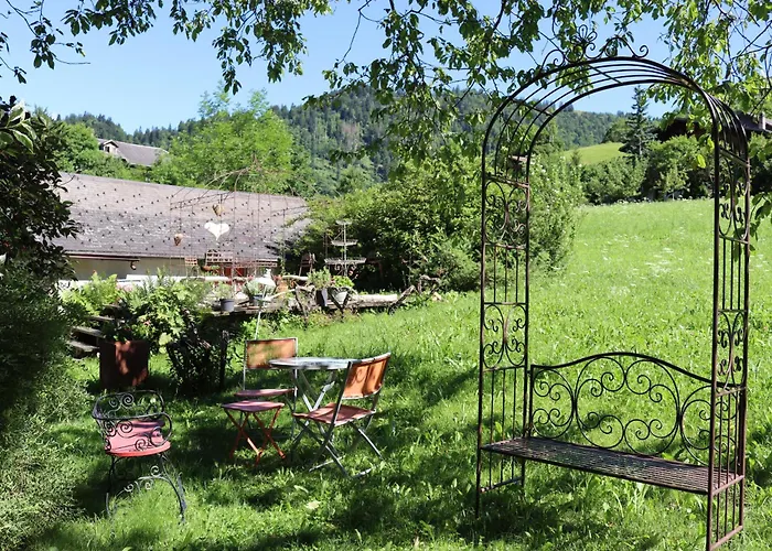 La Reine Des Prés Bed & Breakfast