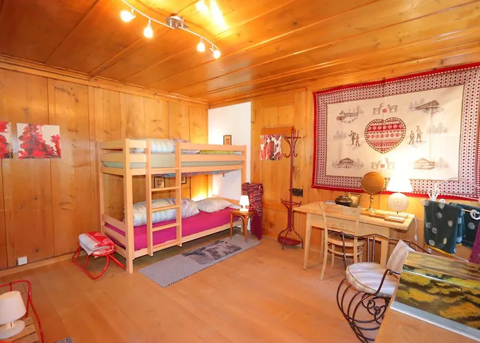 La Reine Des Prés La Tine